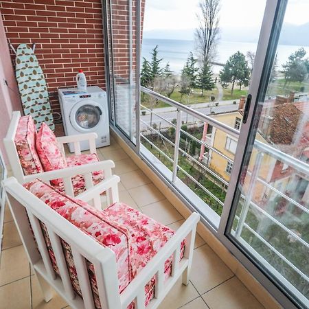 Luxurious Apartment Lake View Pogradec Eksteriør billede